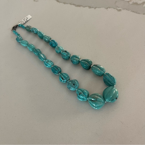 One of a kind Natural Turquoise Faceted
melon shaped bead Necklace 17” - Picture 2 of 7